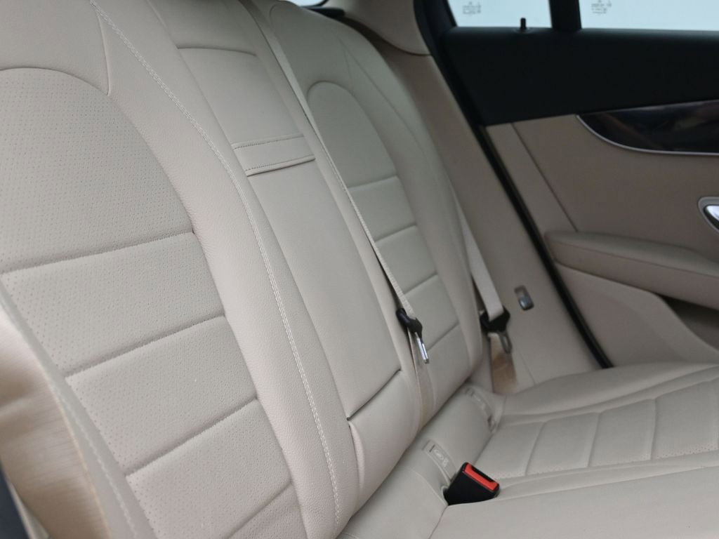 Used 2018 Mercedes-Benz GLC 300 4MATIC image 10