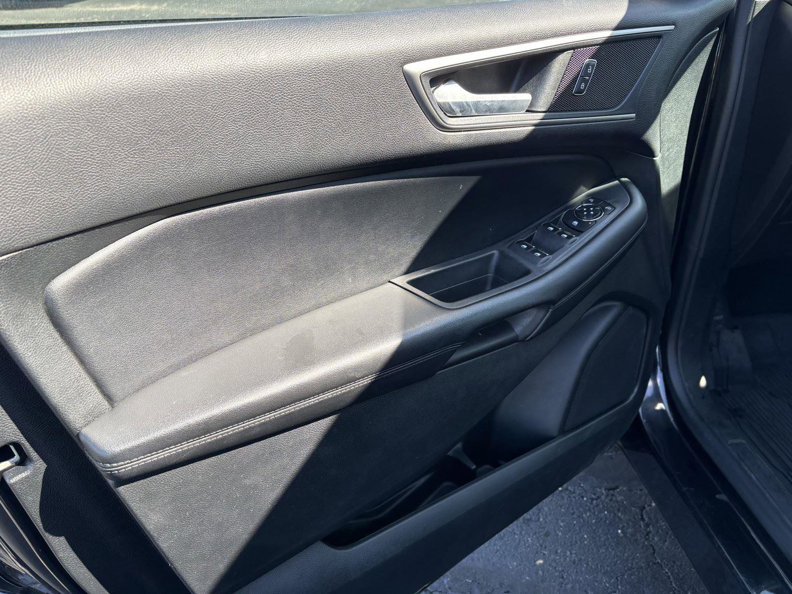 Used 2022 Ford Edge SEL w/ Convenience Package AWD/4WD image 13