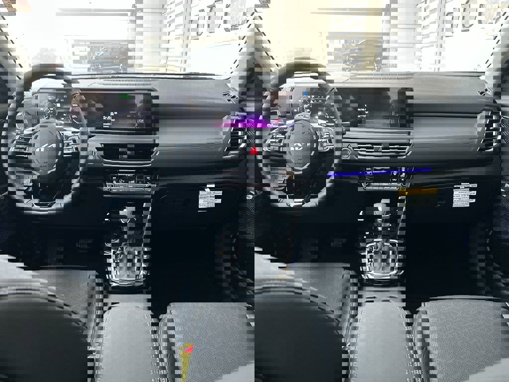 New 2026 Kia Seltos SX w/ SX Sunroof Package image 17