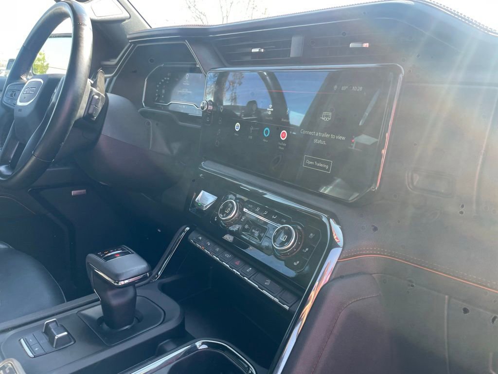 Used 2024 GMC Sierra 1500 AT4 w/ AT4 Premium Package image 31