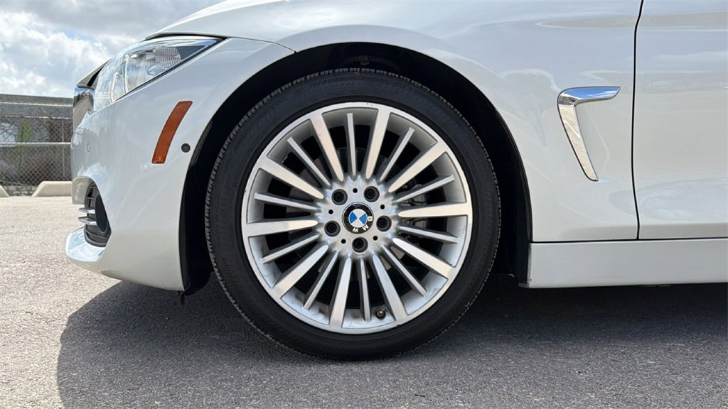 Used 2015 BMW 428i Convertible image 16