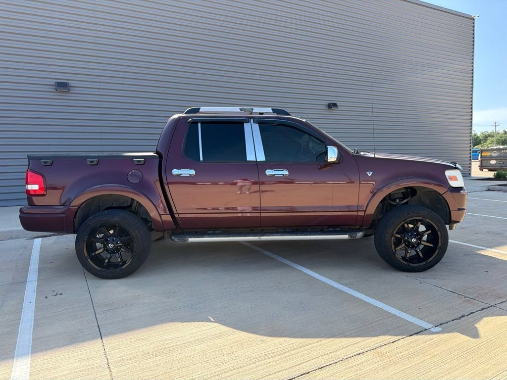 Used 2007 Ford Explorer Sport Trac Limited RWD image 2