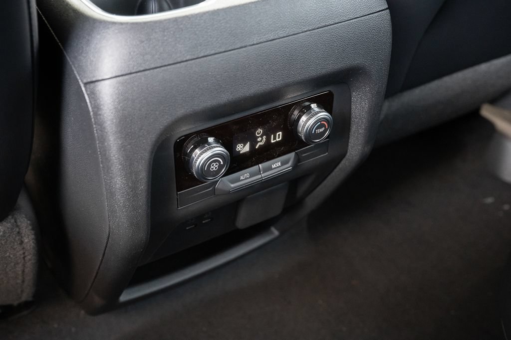 New 2026 GMC Acadia Elevation w/ Black Edition FWD image 37