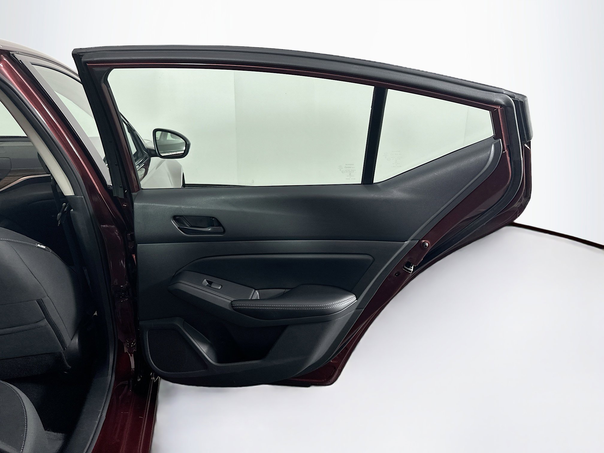 Used 2025 Nissan Altima 2.5 SV image 28