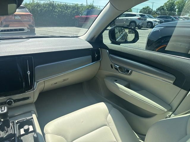 Used 2017 Volvo S90 T6 Momentum w/ Vision Package AWD/4WD image 14
