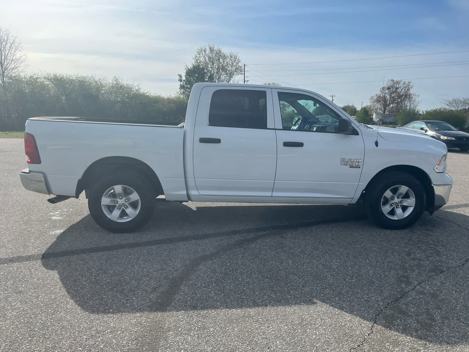 Used 2022 RAM 1500 Classic SLT image 7