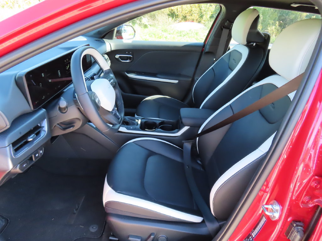 New 2026 Kia K4 EX w/ GT-Line Premium Package FWD image 26