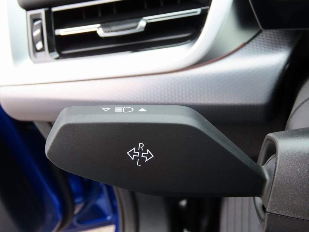 New 2025 BMW X1 xDrive28i w/ Technology Package image 40