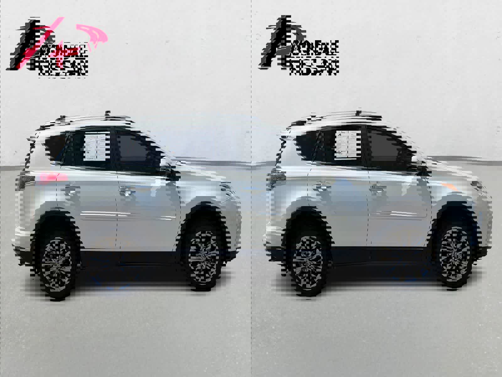 Used 2018 Toyota RAV4 Limited w/ Advanced Technology Package image 8