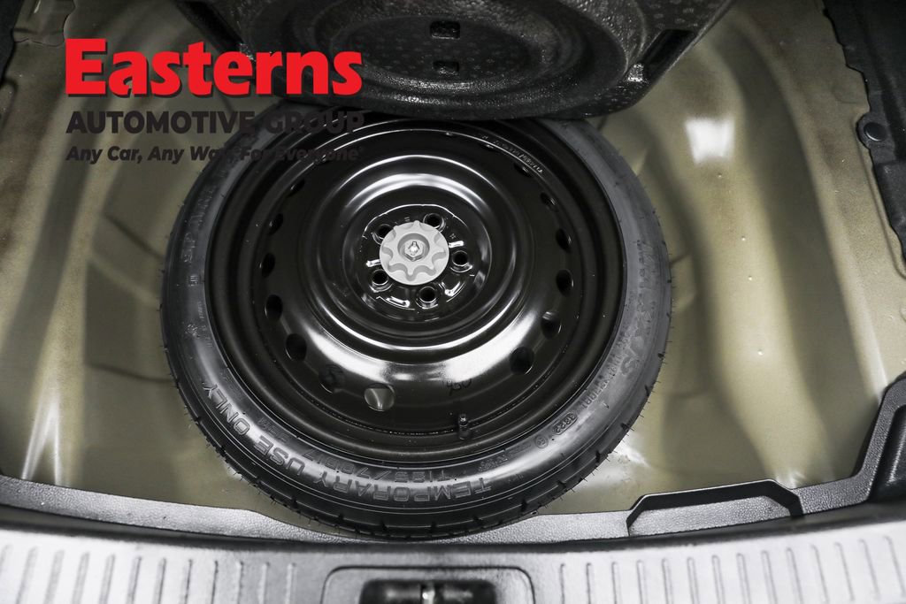 Used 2023 Toyota Corolla LE image 21