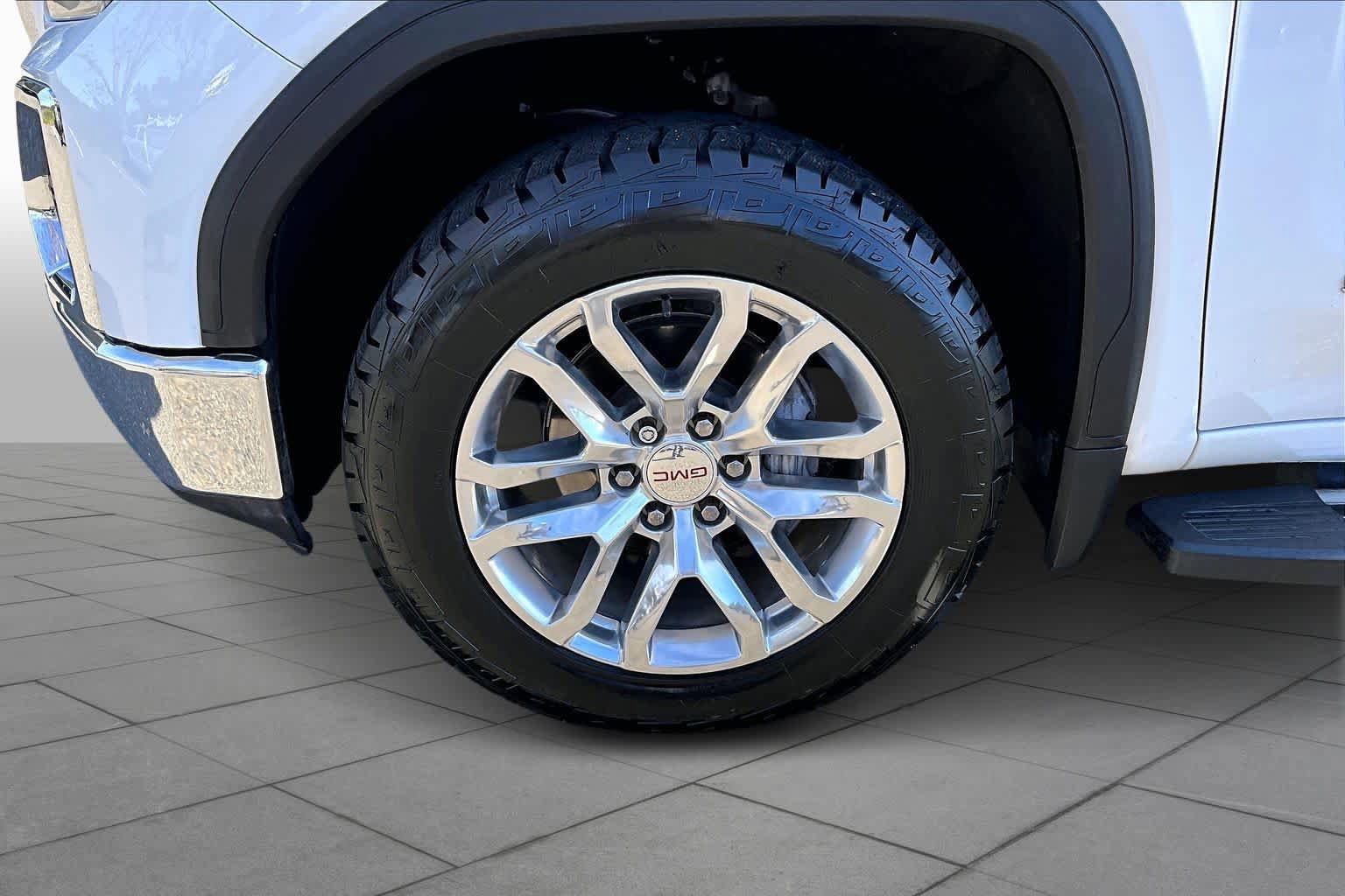Used 2020 GMC Sierra 1500 SLT w/ SLT Premium Plus Package image 10