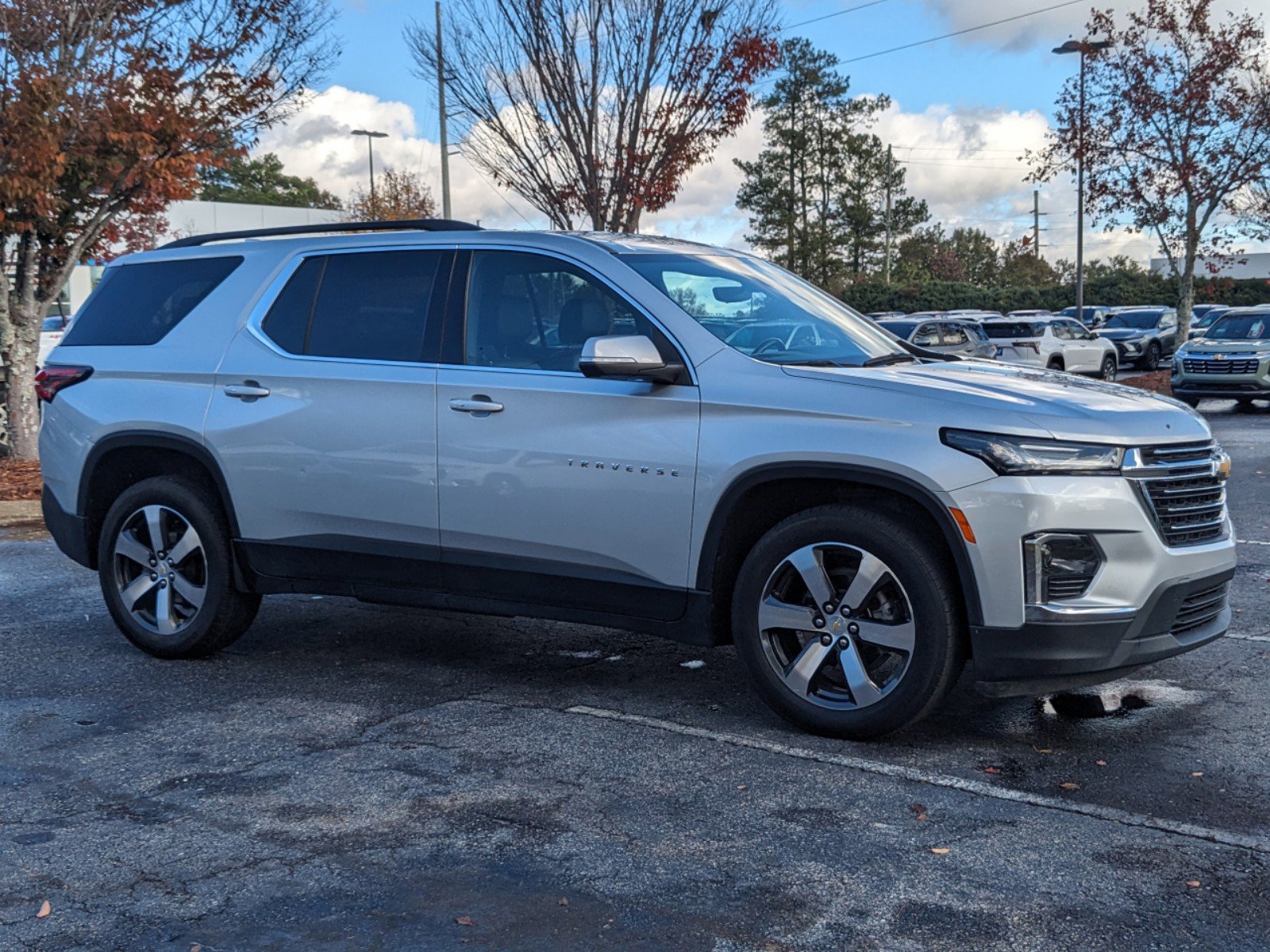 Used 2022 Chevrolet Traverse LT w/ LT Premium Package video 2
