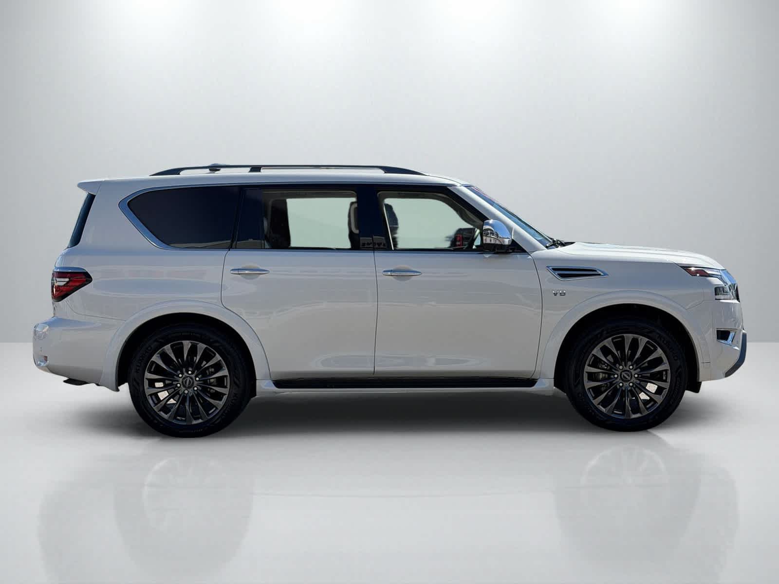 Used 2022 Nissan Armada Platinum w/ Captain's Chairs Package RWD image 8