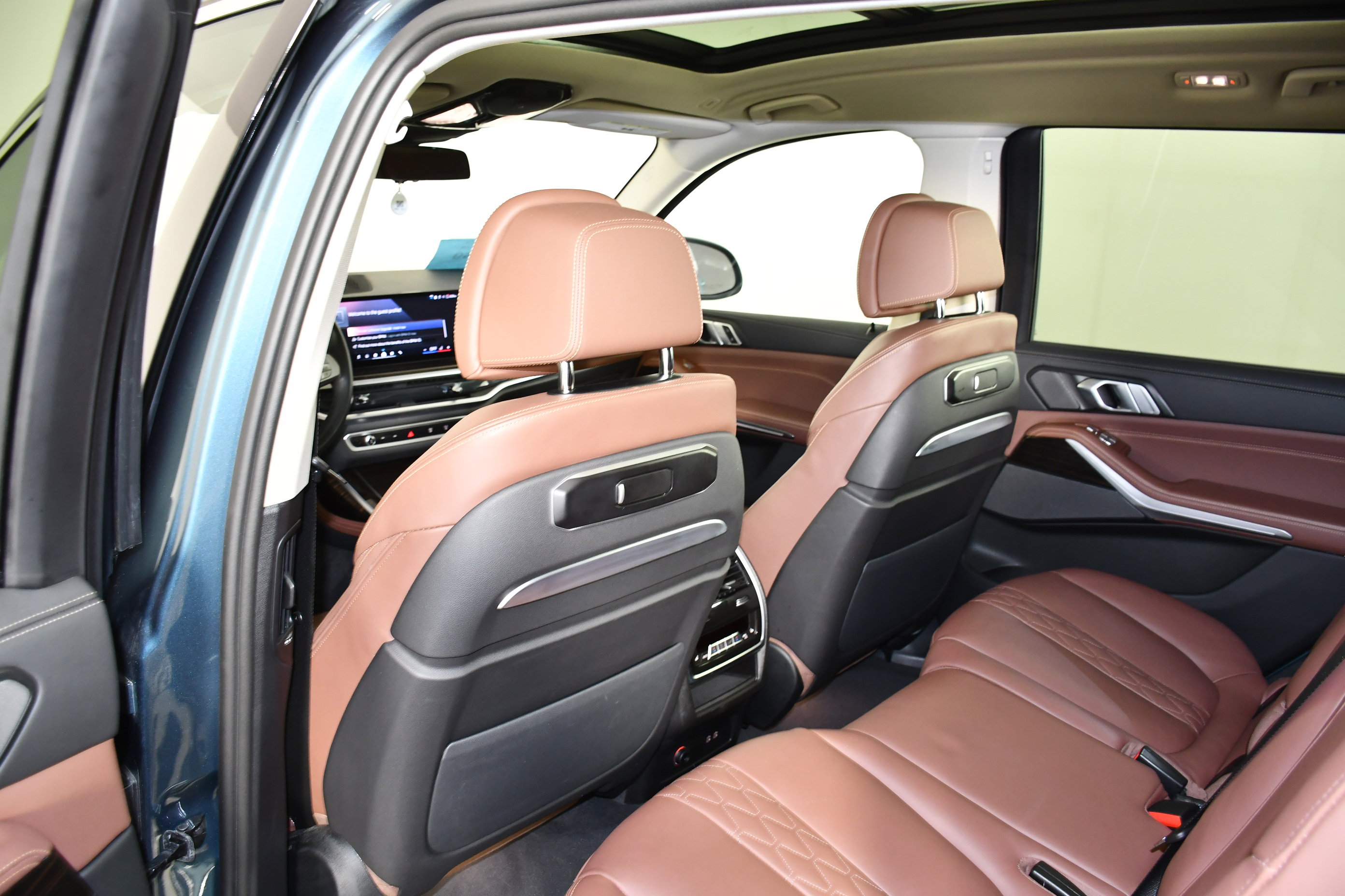 Used 2025 BMW X7 xDrive40i image 47