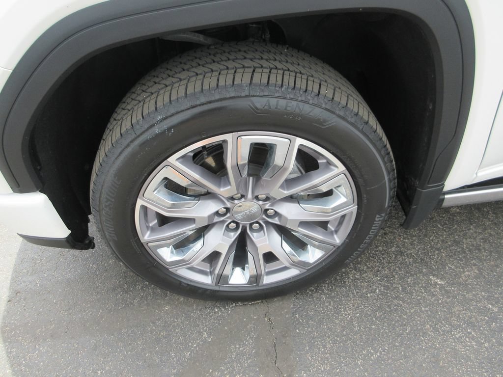 Used 2024 GMC Sierra 1500 Denali AWD/4WD image 15
