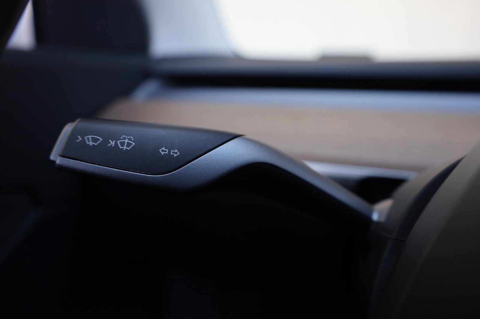 Used 2020 Tesla Model Y Long Range AWD/4WD image 36