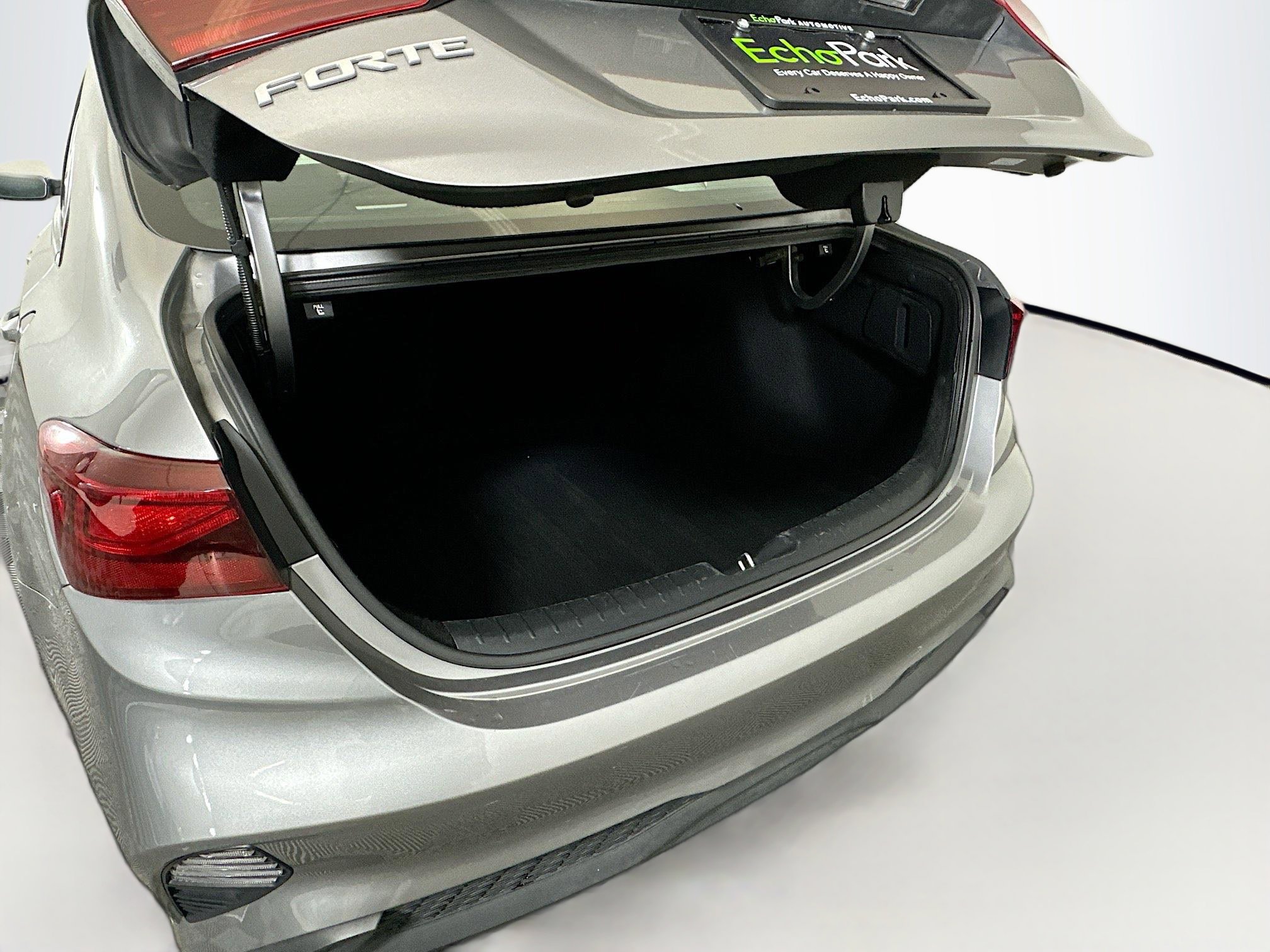 Used 2024 Kia Forte LXS image 26