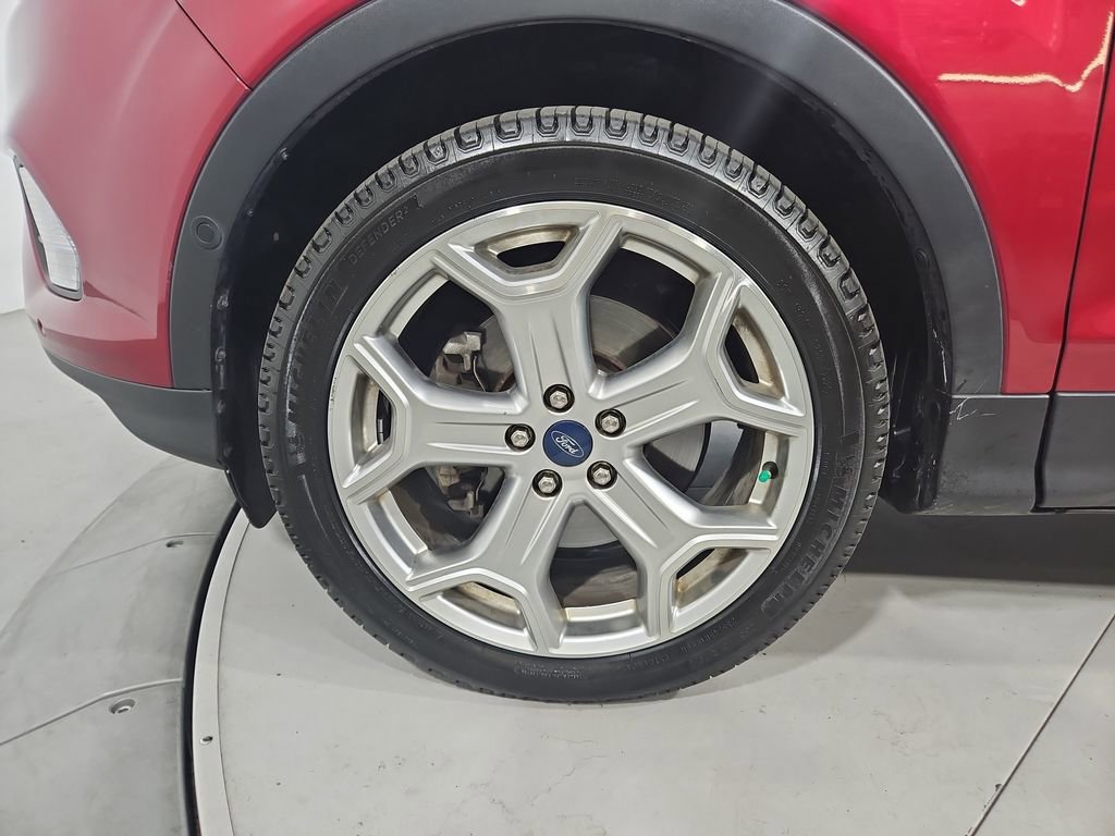 Used 2019 Ford Escape Titanium image 26