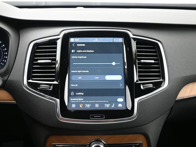 Used 2024 Volvo XC90 B6 Plus w/ Protection Package Premier image 16