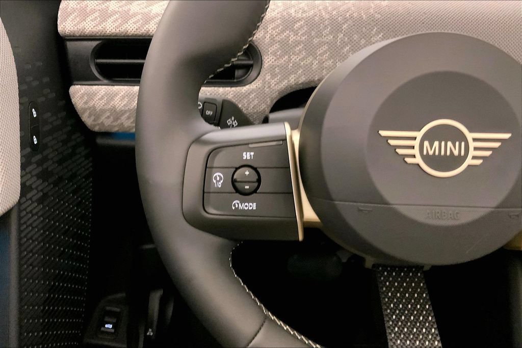 Used 2026 MINI Cooper S FWD image 18