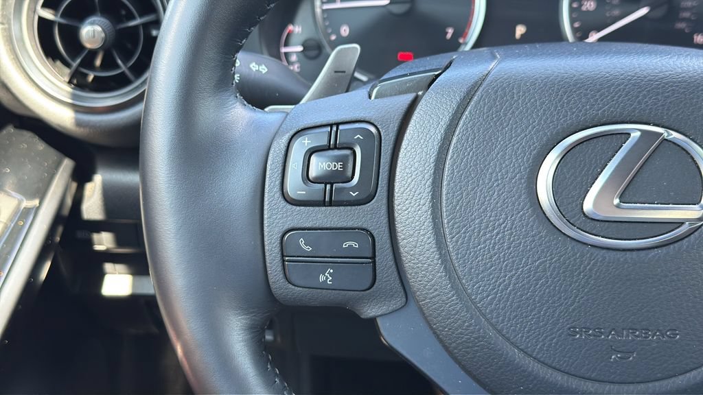 Used 2023 Lexus IS 300 w/ Comfort Package RWD image 19