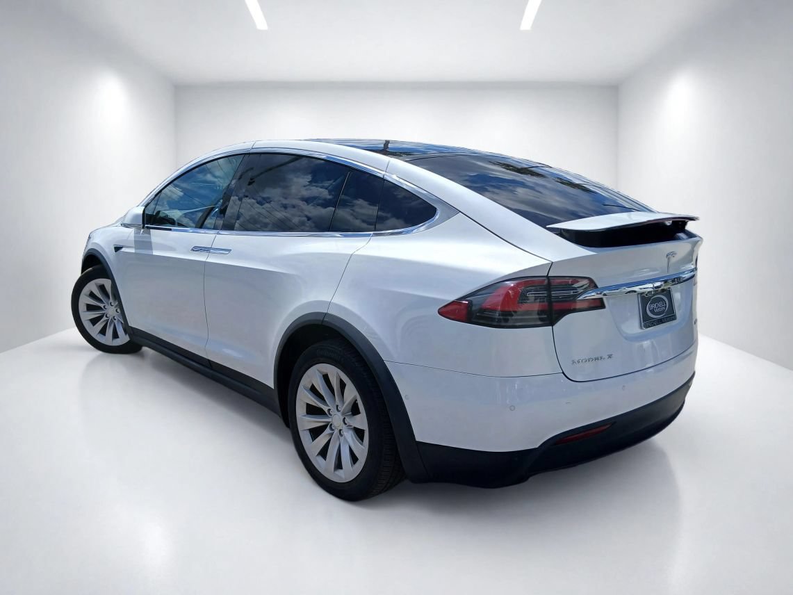 Used 2019 Tesla Model X P100D AWD/4WD image 9
