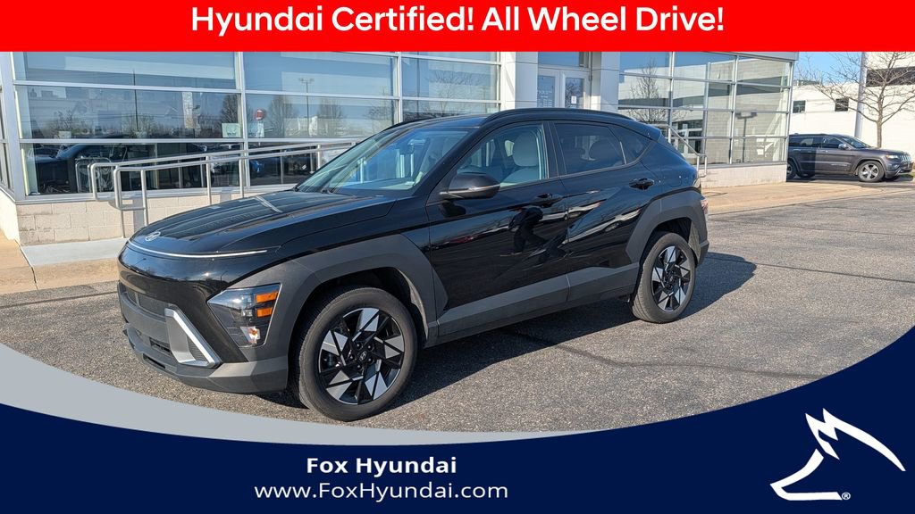 Used 2025 Hyundai Kona SEL image 1