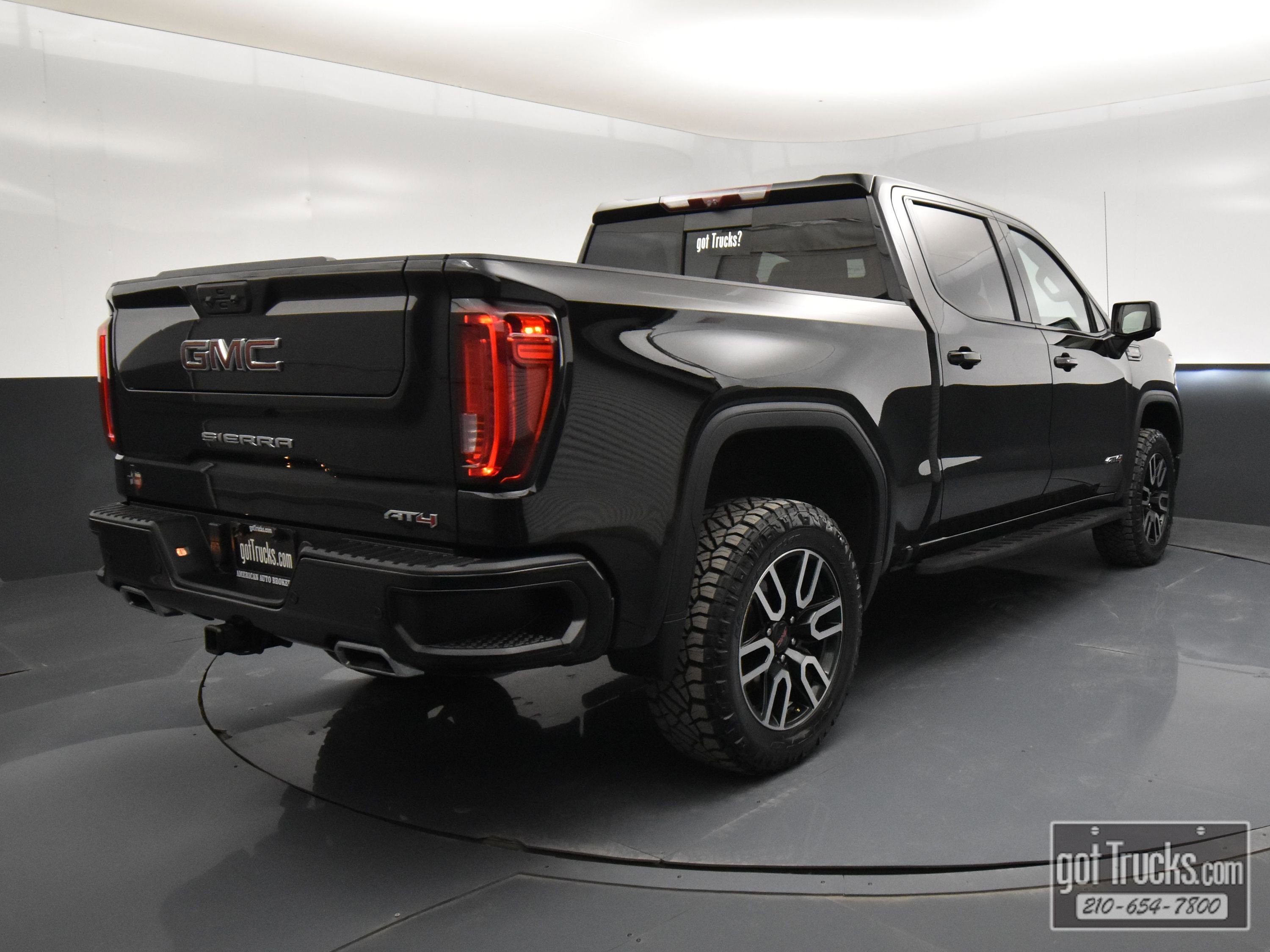 Used 2022 GMC Sierra 1500 AT4 w/ AT4 Premium Package image 47