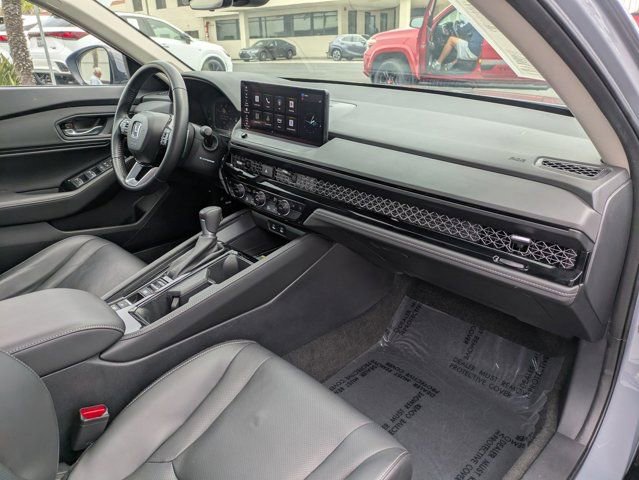 Used 2023 Honda Accord Touring image 33