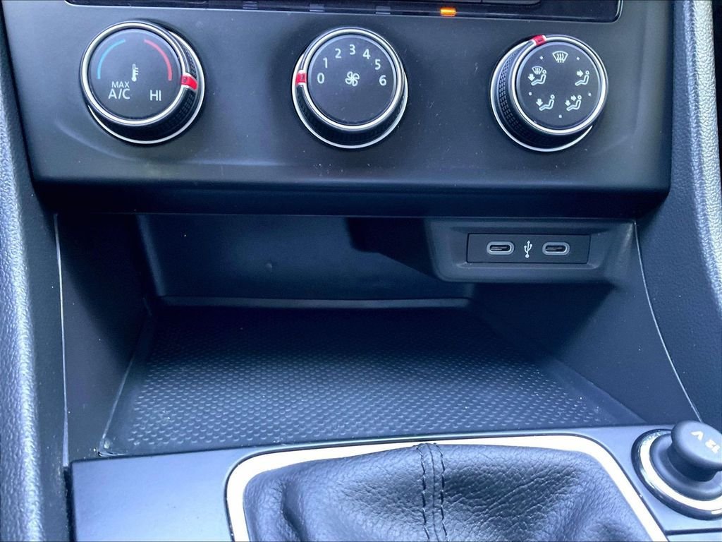 Certified 2023 Volkswagen Jetta S FWD image 25