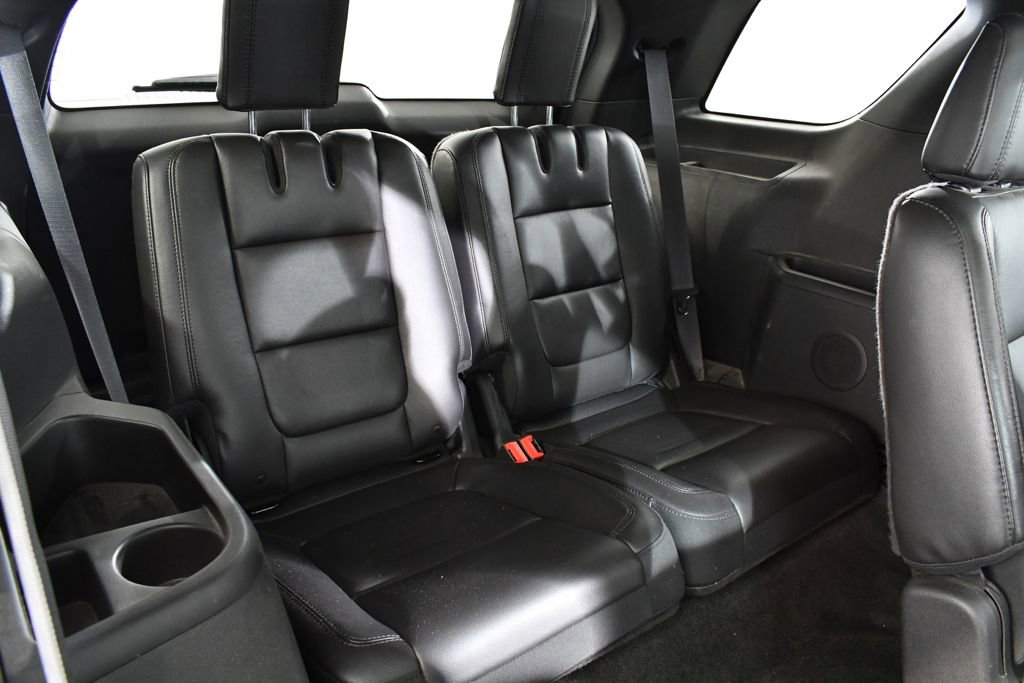 Used 2014 Ford Explorer XLT w/ Equipment Group 202A image 20