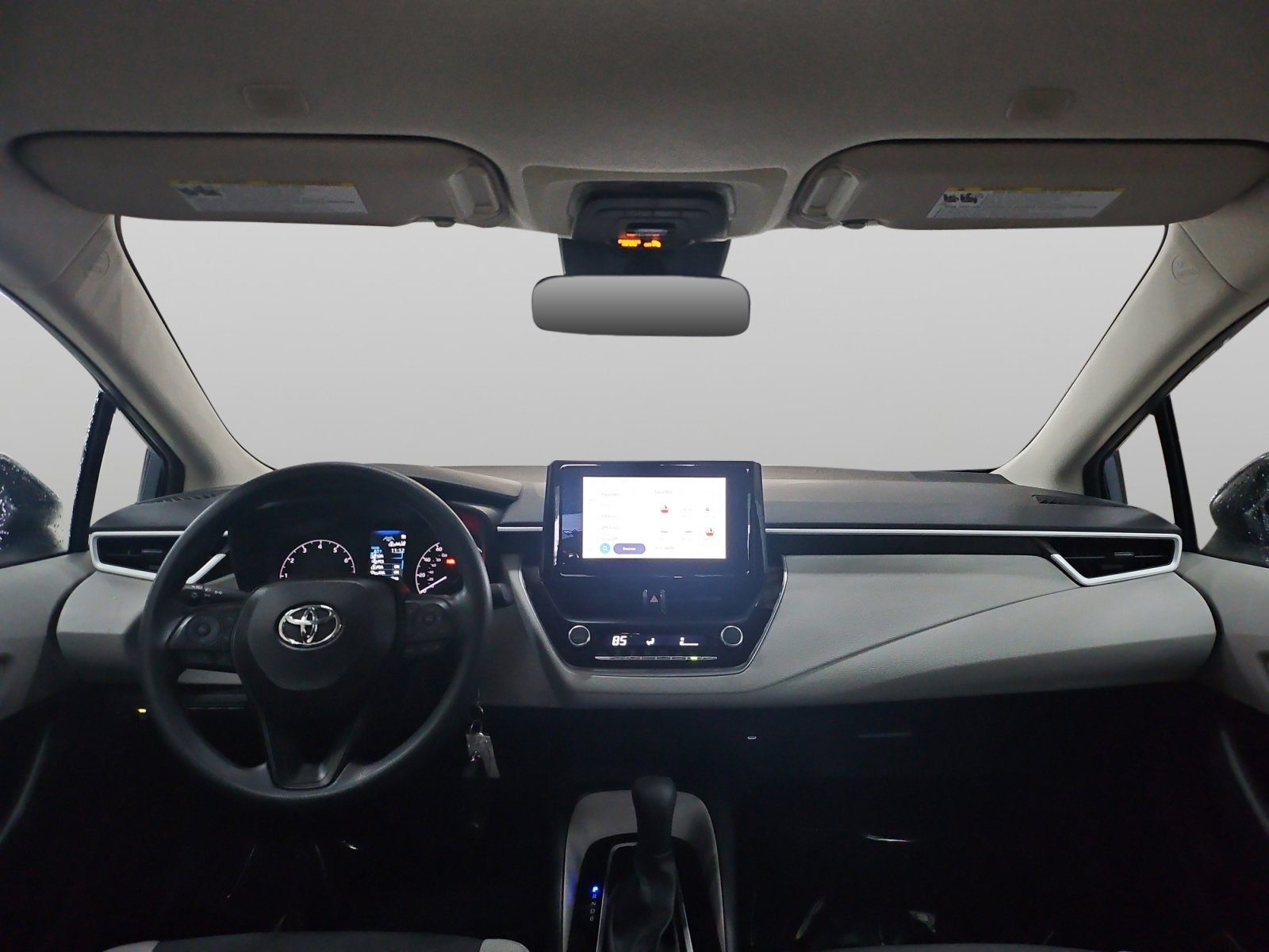Used 2025 Toyota Corolla LE FWD image 39