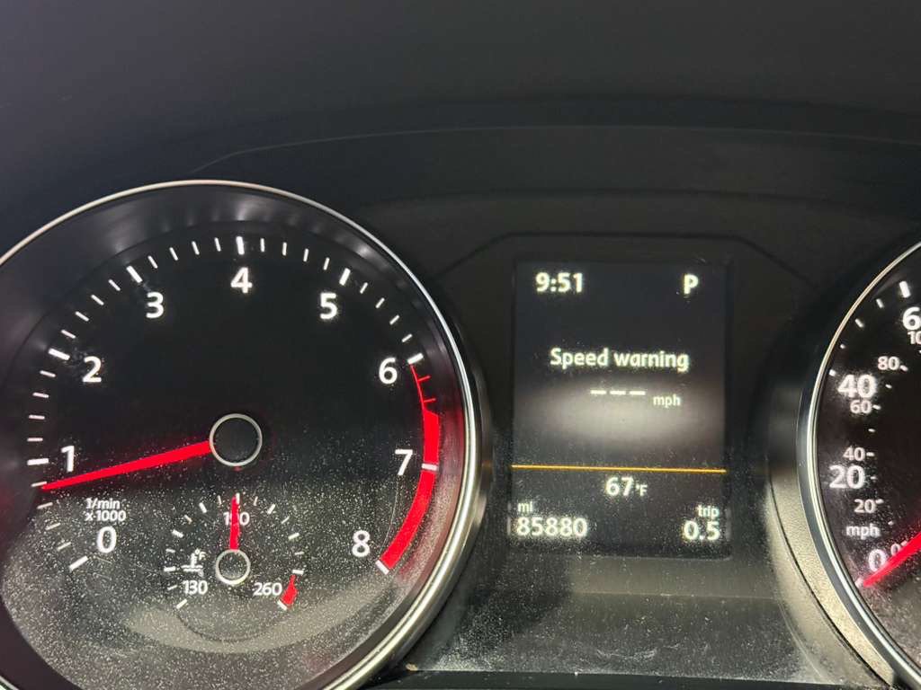 Used 2019 Volkswagen Passat 2.0T Wolfsburg FWD image 12