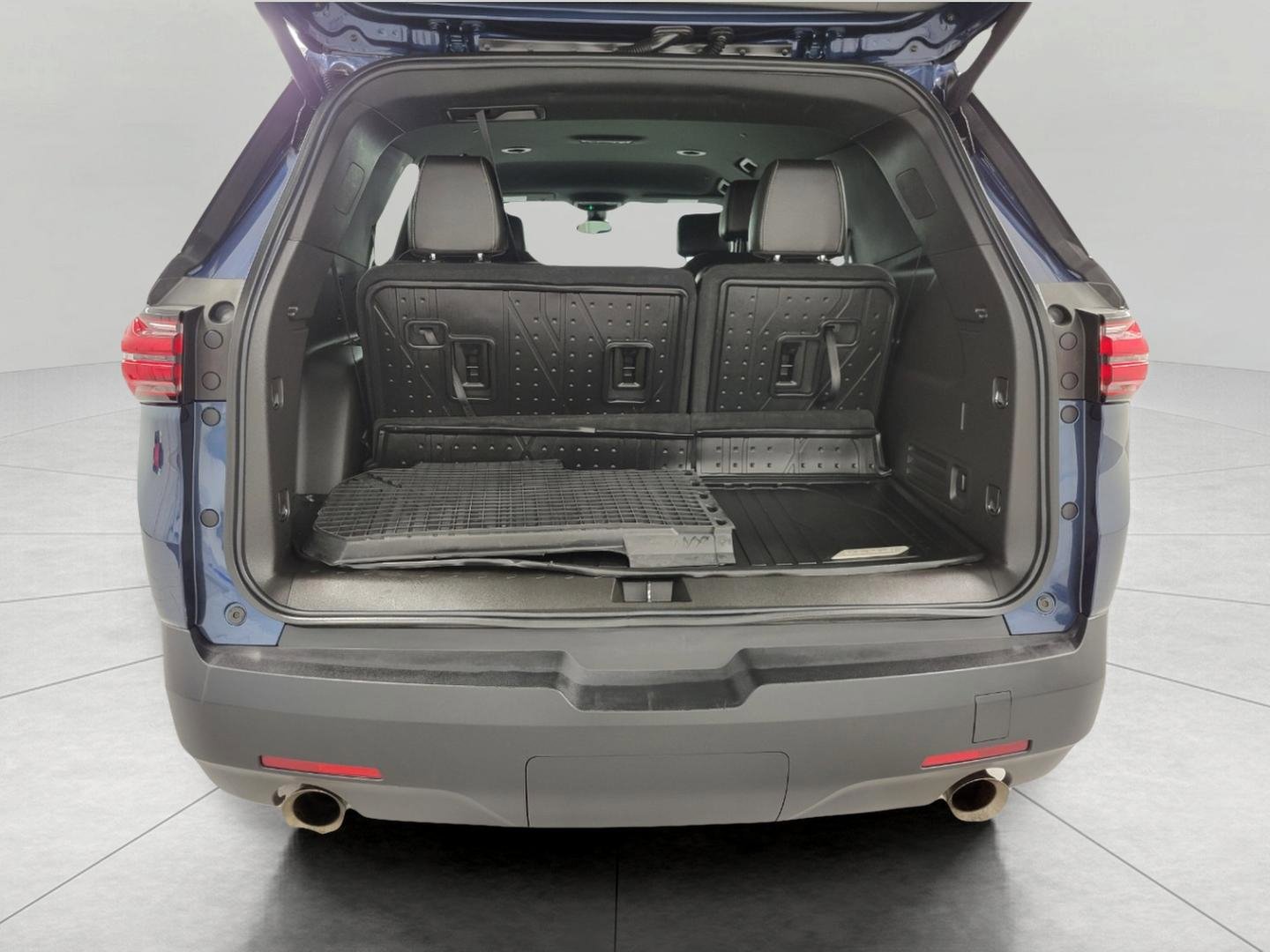 Certified 2023 Chevrolet Traverse LT w/ LPO, Floor Liner Package image 16