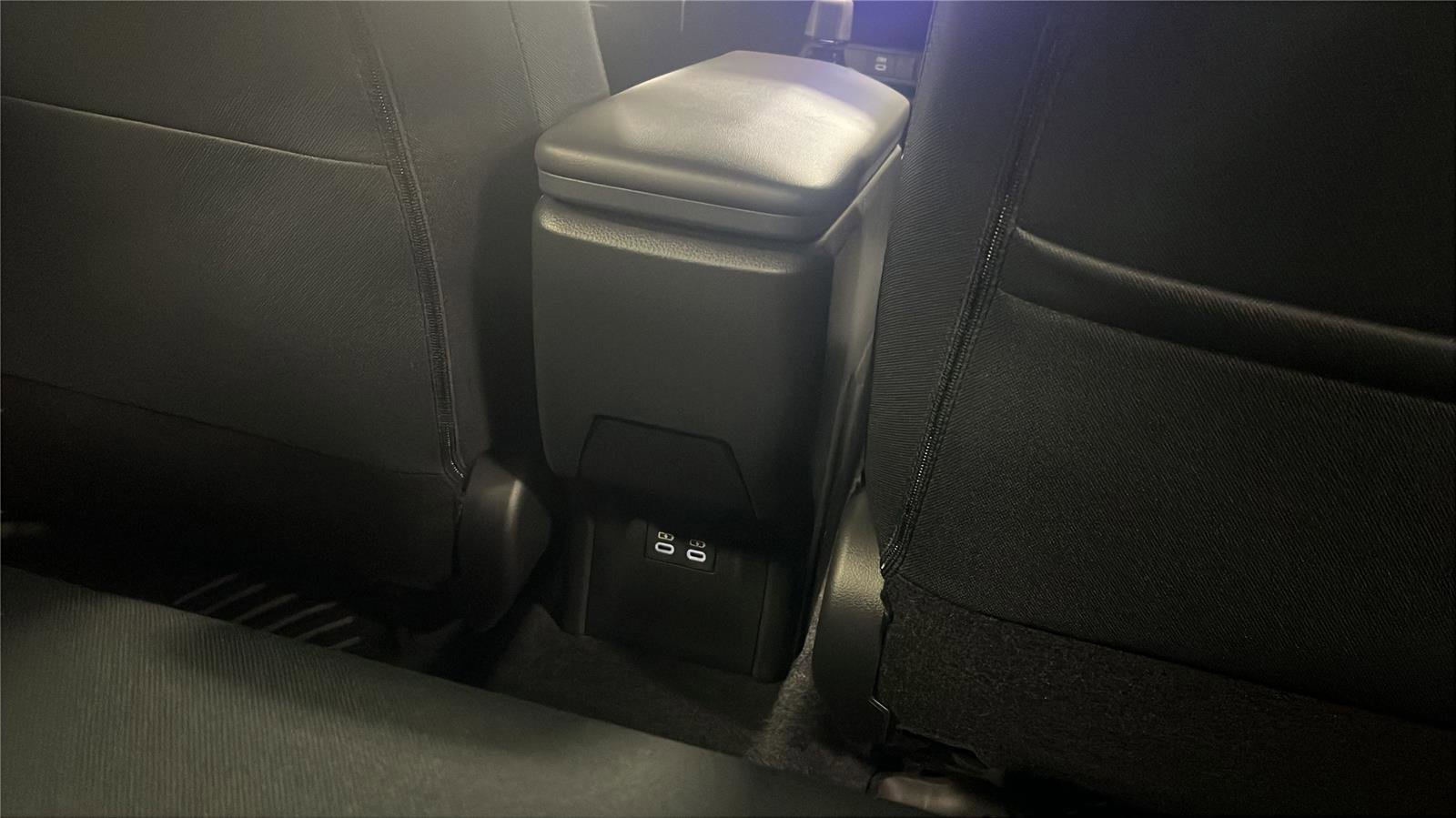 New 2026 Toyota Prius LE image 21