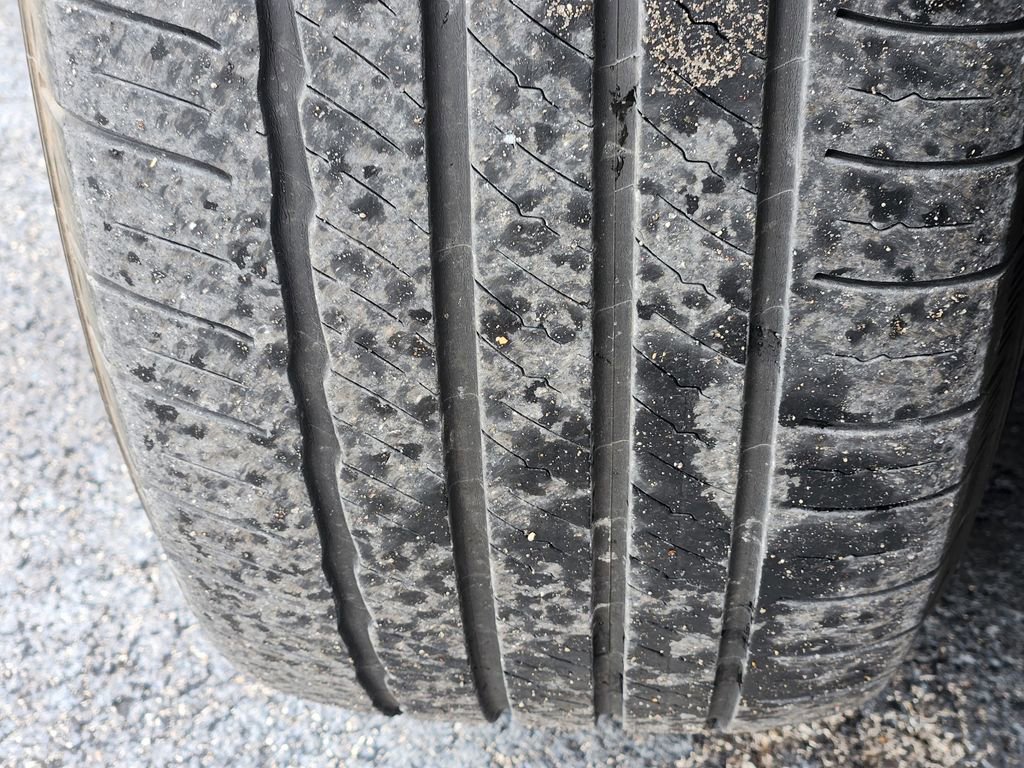 Used 2023 Cadillac XT6 Premium Luxury w/ Technology Package image 11