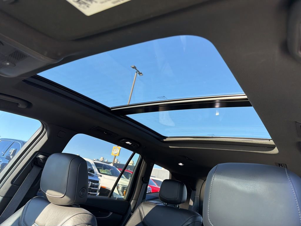 Used 2020 Cadillac XT6 Premium Luxury image 21