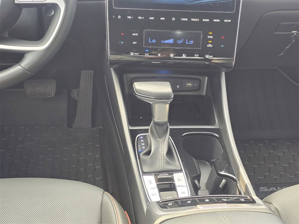 Used 2024 Hyundai Santa Cruz Limited image 17