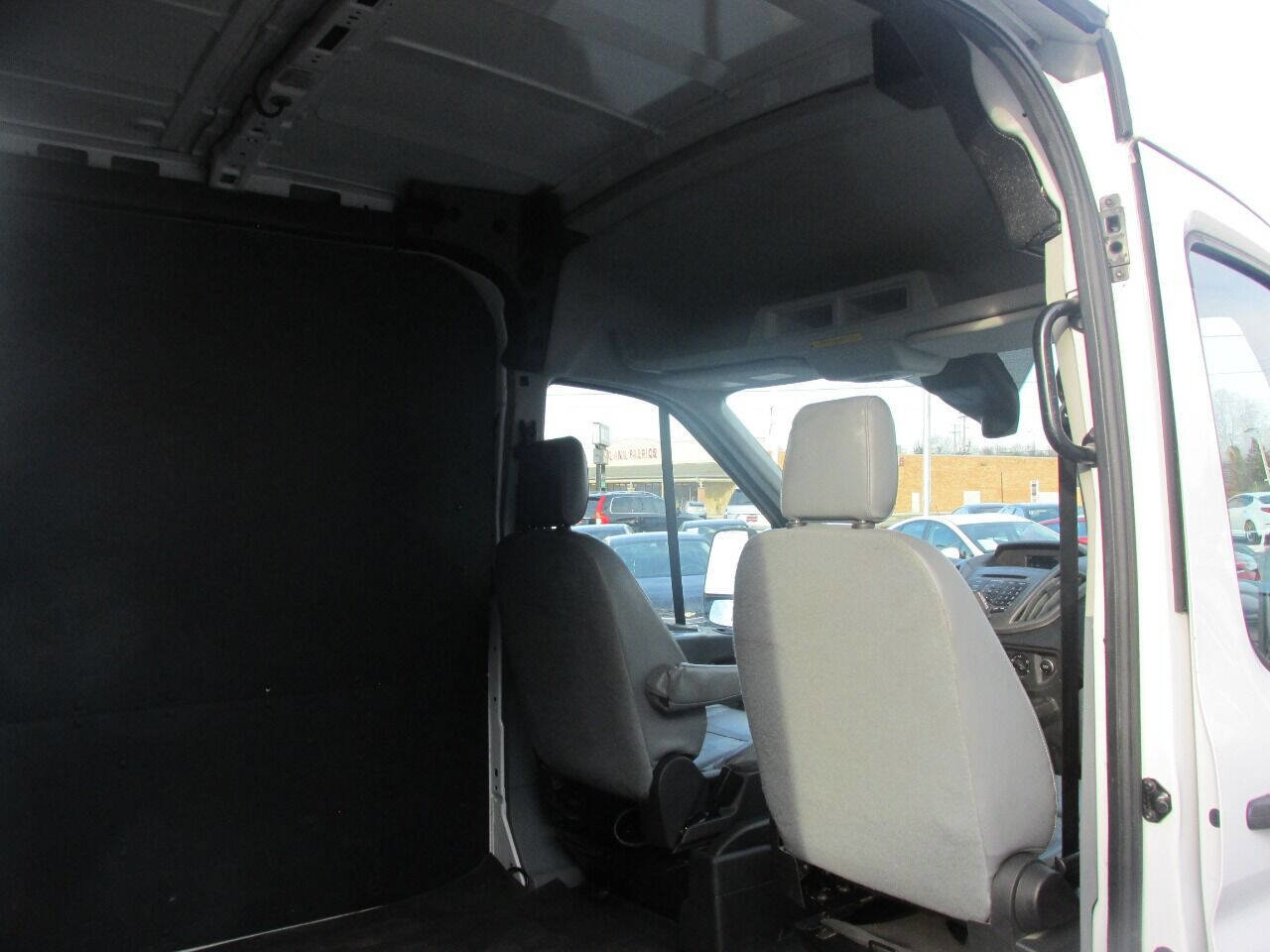 Used 2018 Ford Transit 250 148 Medium Roof image 20