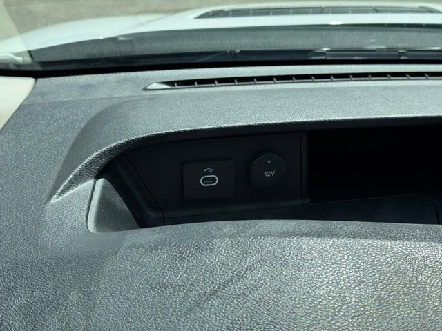 Certified 2022 Ford E-Transit 148 High Roof w/ Load Area Protection Package RWD image 24