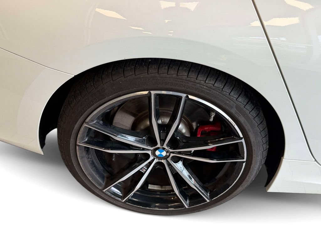 Used 2023 BMW 330i xDrive Sedan w/ M Sport Package AWD/4WD image 14
