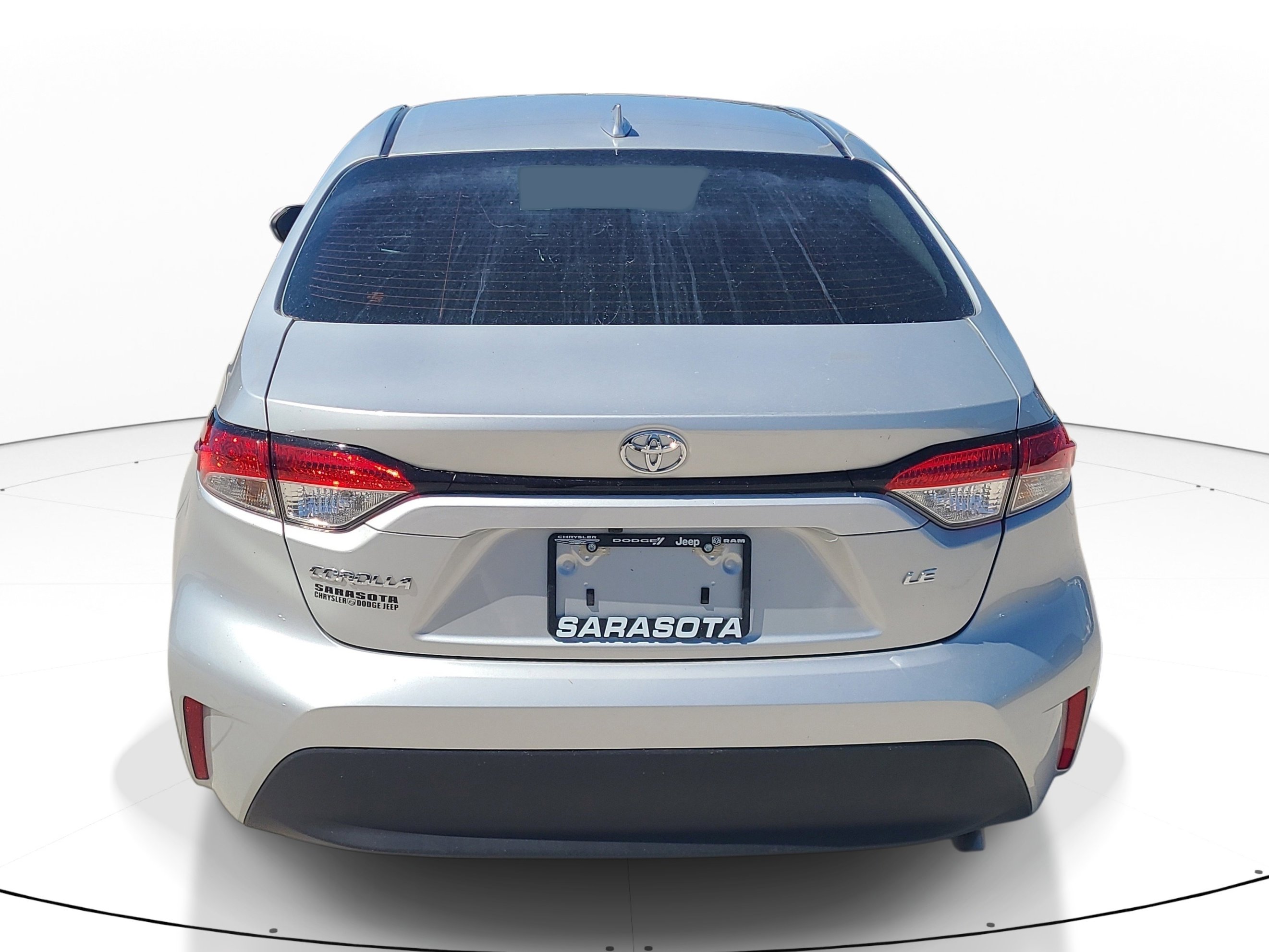 Used 2025 Toyota Corolla LE FWD image 5