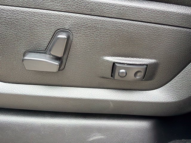 Used 2026 RAM 2500 Big Horn AWD/4WD image 16