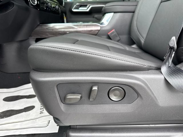 New 2026 Chevrolet Silverado 2500 LTZ w/ Z71 Chrome Sport Edition AWD/4WD image 14