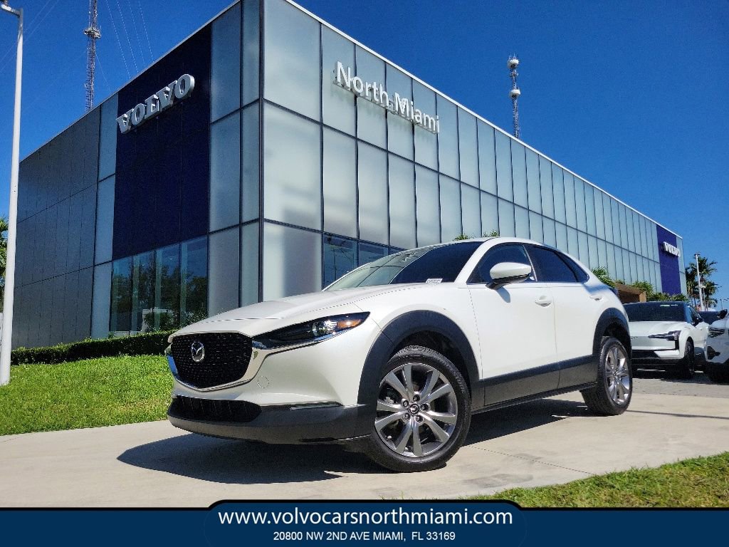 Used 2020 MAZDA CX-30 FWD w/ Preferred Package image 1