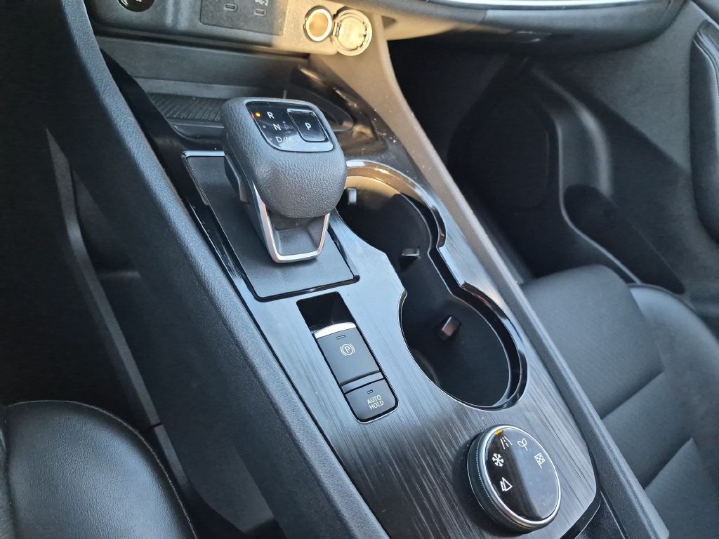 Used 2024 Nissan Rogue SV w/ SV Premium Package AWD/4WD image 23