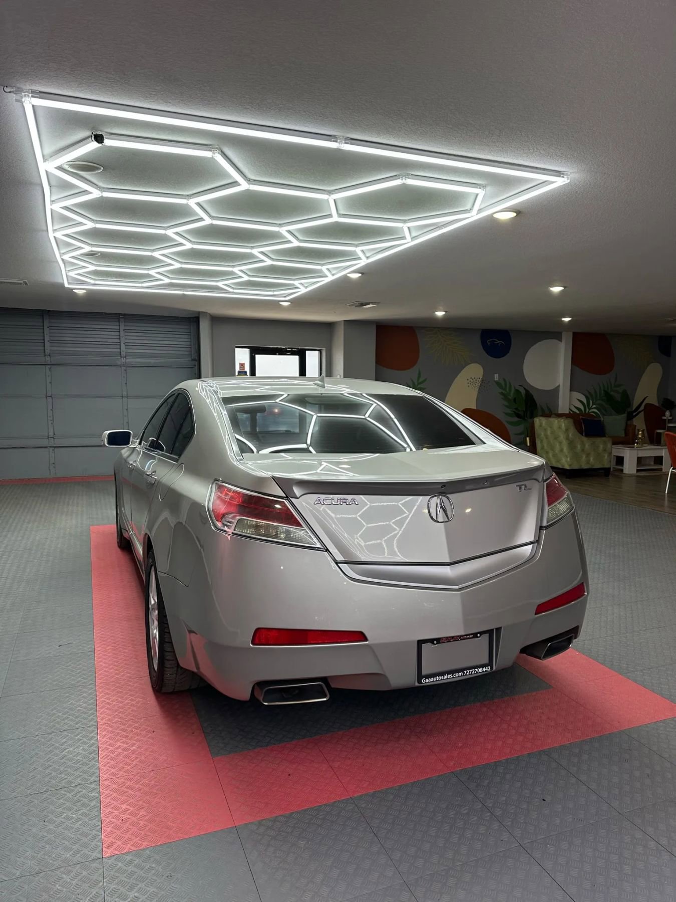 Used 2011 Acura TL w/ Technology Package image 4