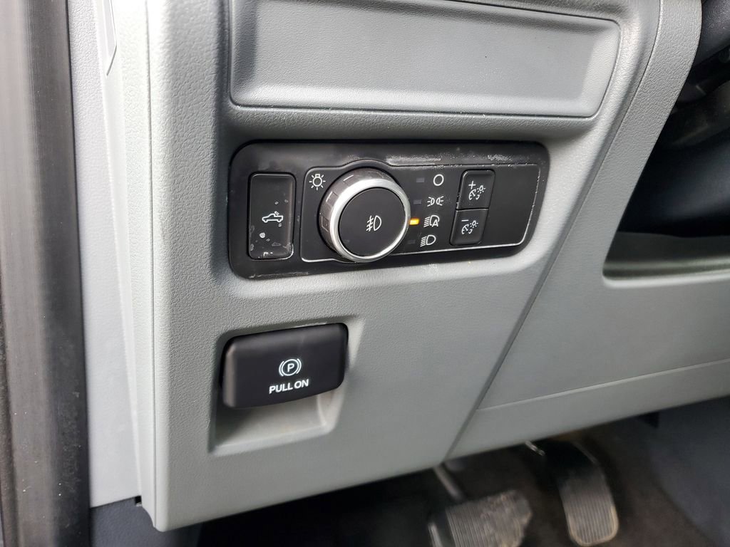 Used 2022 Ford F150 XLT w/ Equipment Group 301A Mid AWD/4WD image 13
