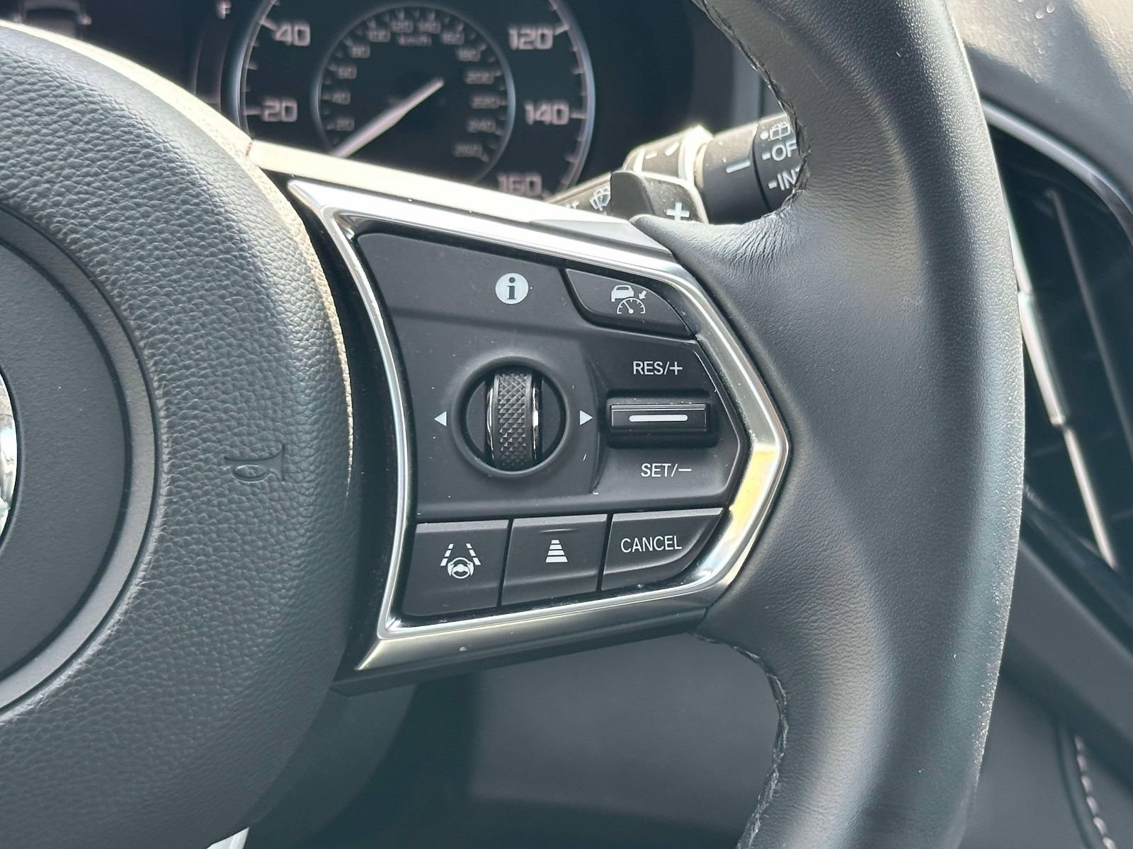 Used 2024 Acura RDX w/ Technology Package AWD/4WD image 23