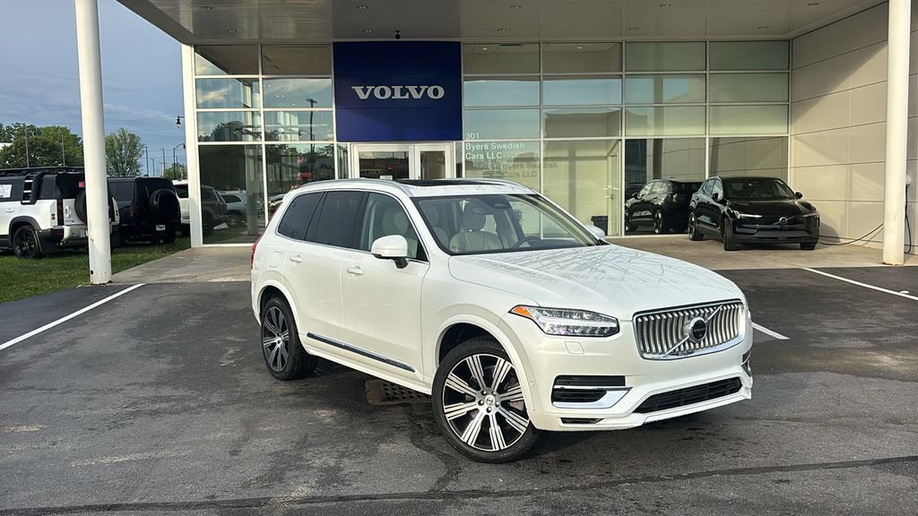 Certified 2023 Volvo XC90 T8 Plus w/ Protection Package Premier AWD/4WD image 2